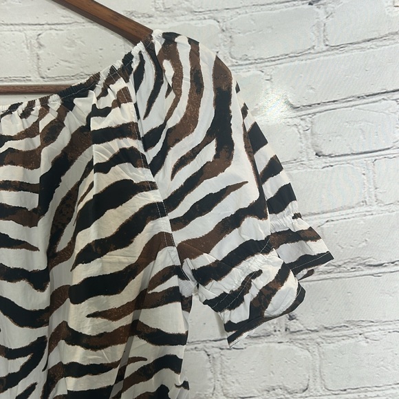 J. Crew Brown & White Zebra Print Puff Sleeve Top Size Medium - Picture 9 of 11